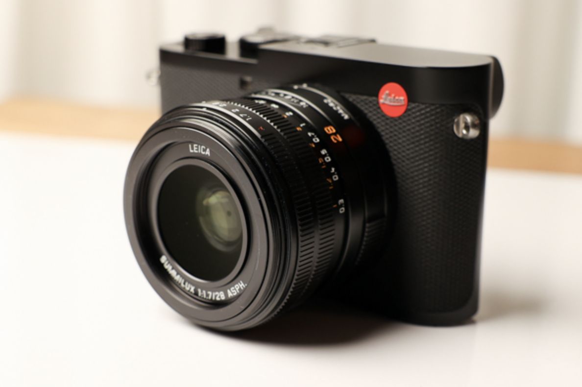 Leica Q2